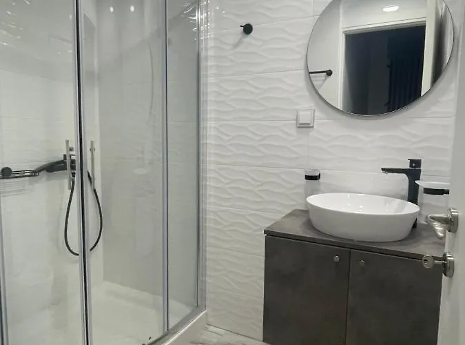 Sunshine And Капсульный отель *