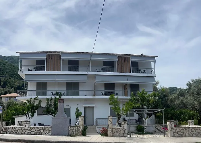 Sunshine And Капсульный отель