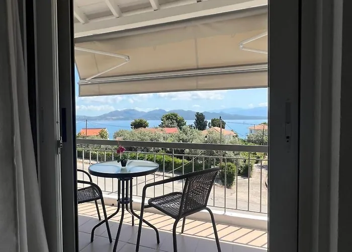 Sunshine And Капсульный отель *